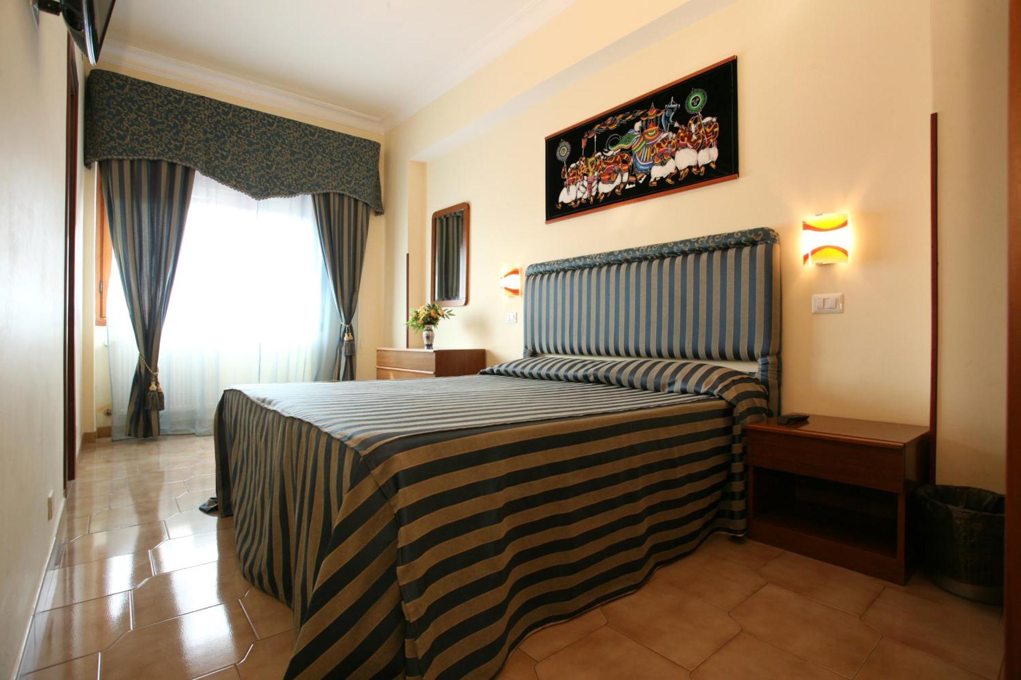Tiburtina Guesthouse Roma Ngoại thất bức ảnh